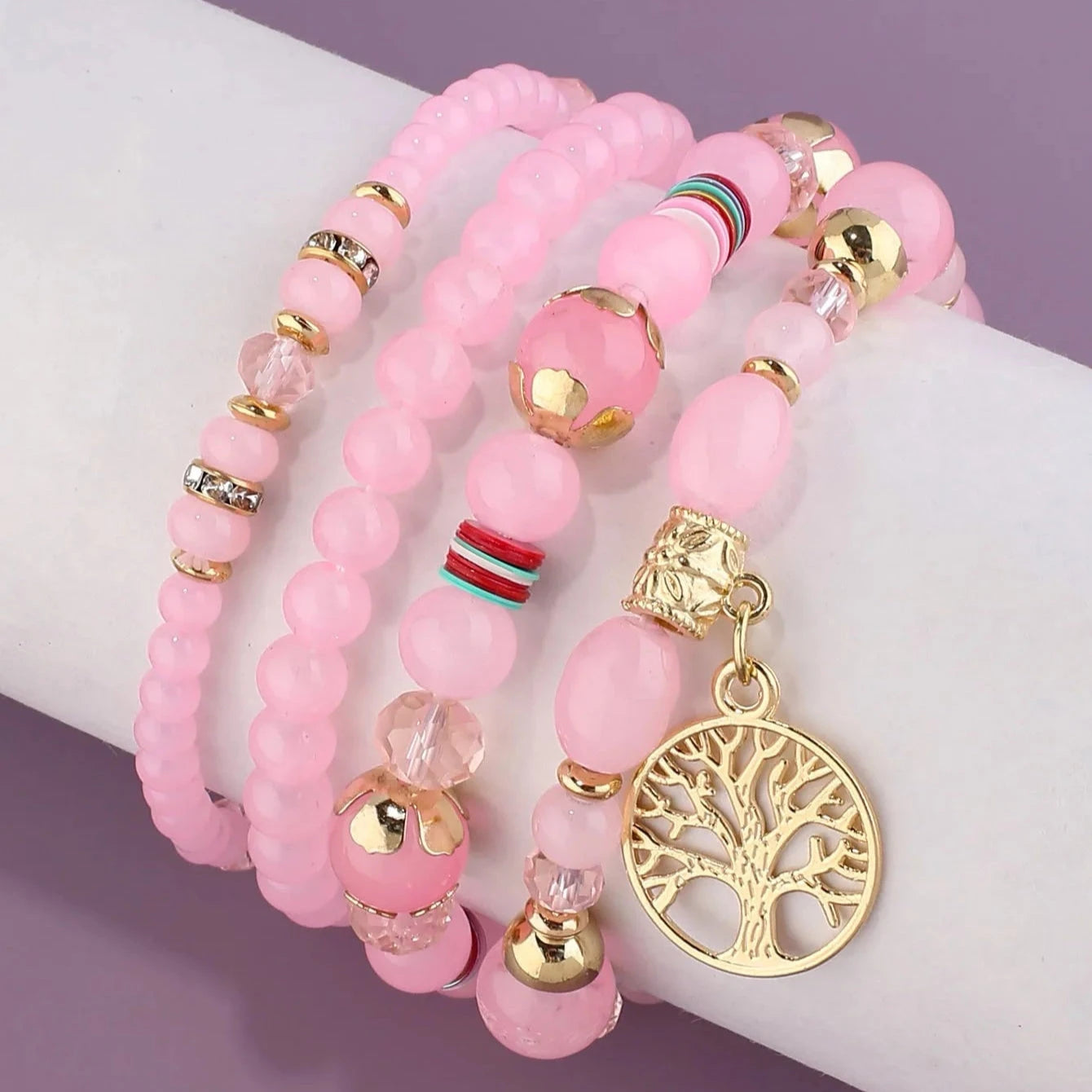 Armbänder mit rosa Lebensbaum
