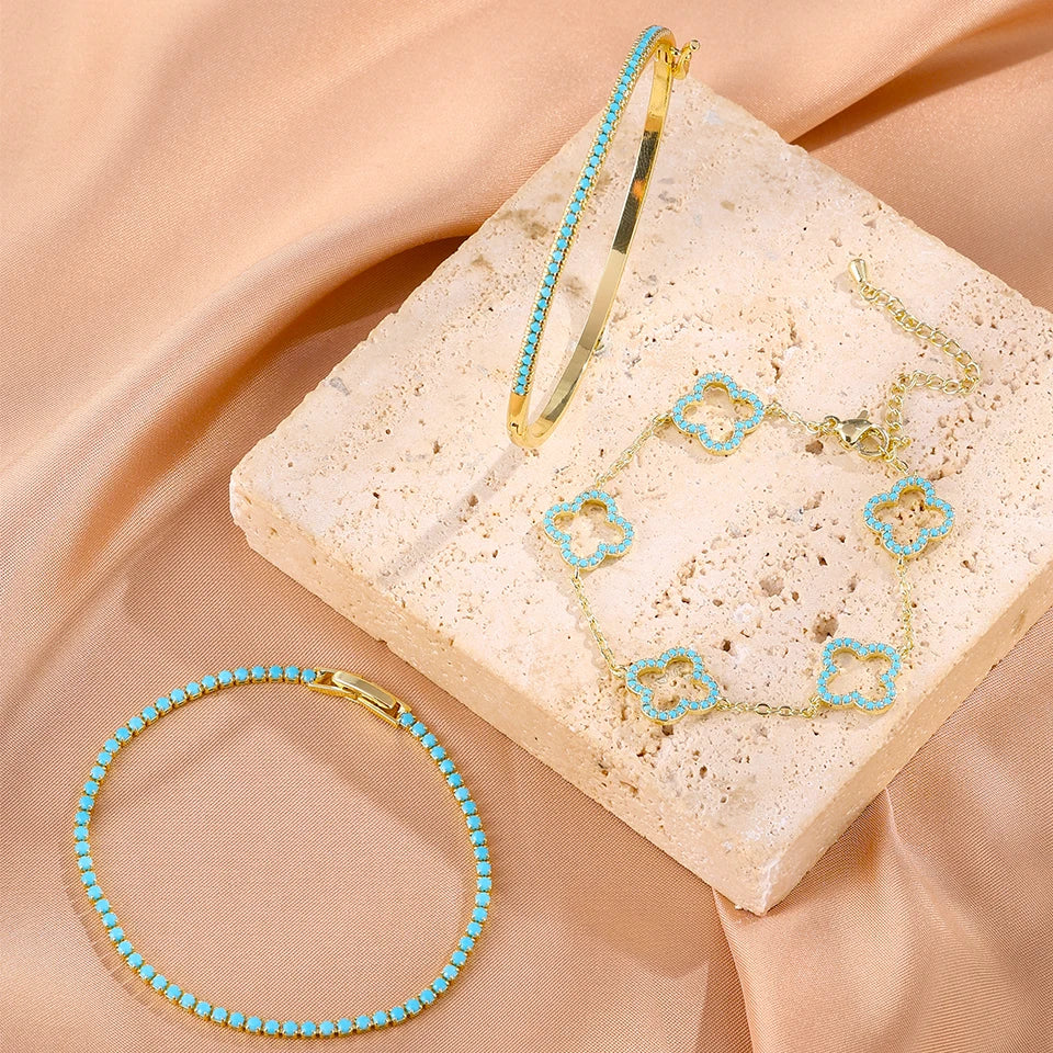 Set mit 3 Armbändern mit vierblättrigen Kleeblättern aus blauem Zirkon