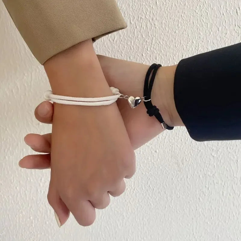 Armbänder für Freundespaar Magnetisches Herz Gourmette 1