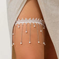 Weiße Oberschenkelkette - Oberschenkelkörperschmuck für Damenbein