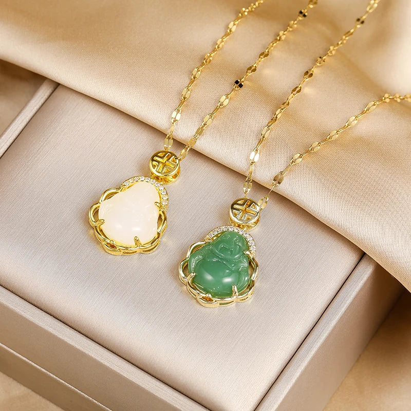 Halskette mit grünem Buddha-Anhänger