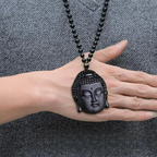Halskette mit Buddha-Anhänger aus Obsidian