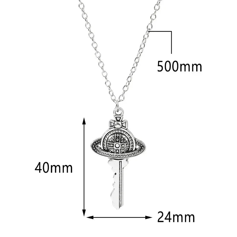 Halskette mit Universums-Schlüsselanhänger