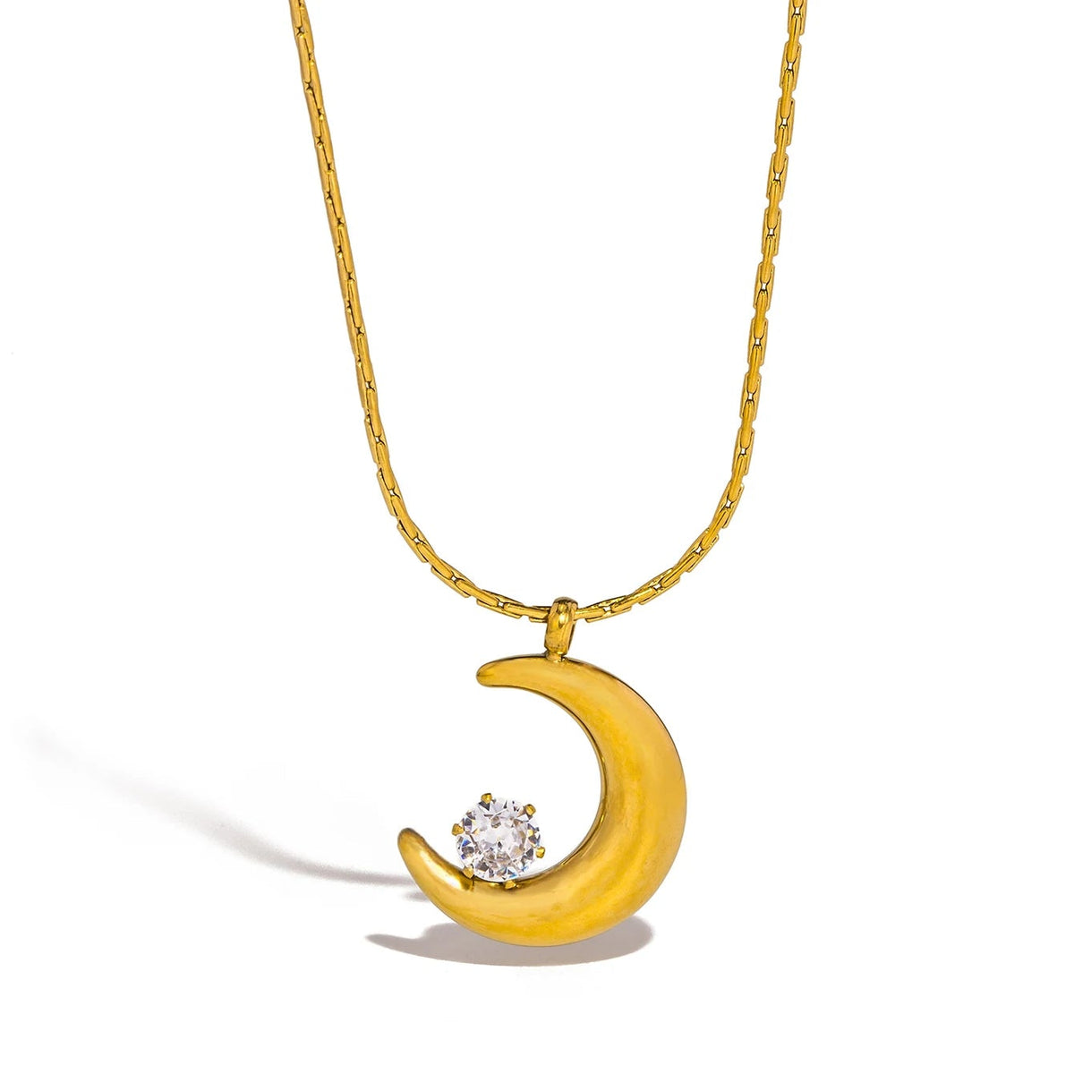 Collier avec pendentif croissant de lune et étoile solitaire couchée or