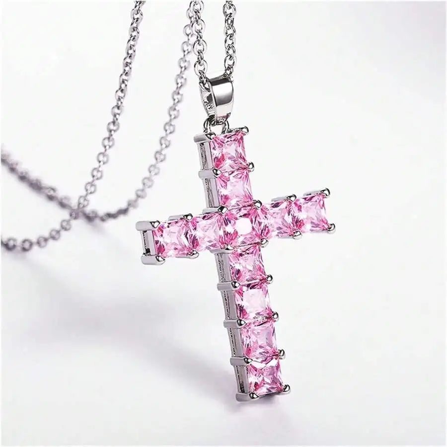 Halskette mit Kreuzanhänger aus quadratischen Kristallen in Silber und Roségold
