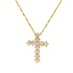 Halskette mit Kreuzanhänger aus Kristallen in Gold