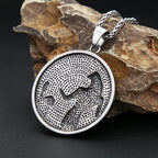 Halskette mit Anubis-Anhänger