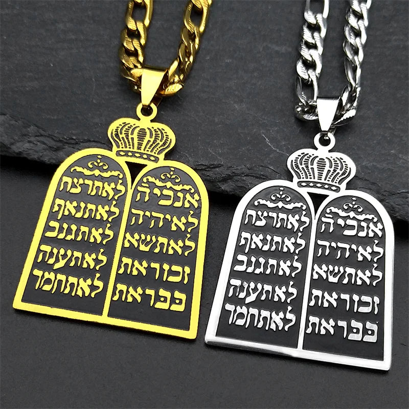 Halskette mit Anhänger jüdischer Gebete die 10 Gebote der <span data-glossary-id="torah">Tora</span> Gold