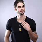 Halskette mit Anhänger im Stil des astrologischen Sternzeichens