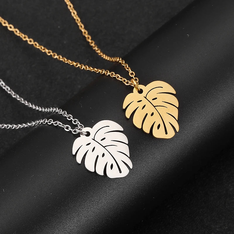 Halskette mit Anhänger Palmblatt Silber