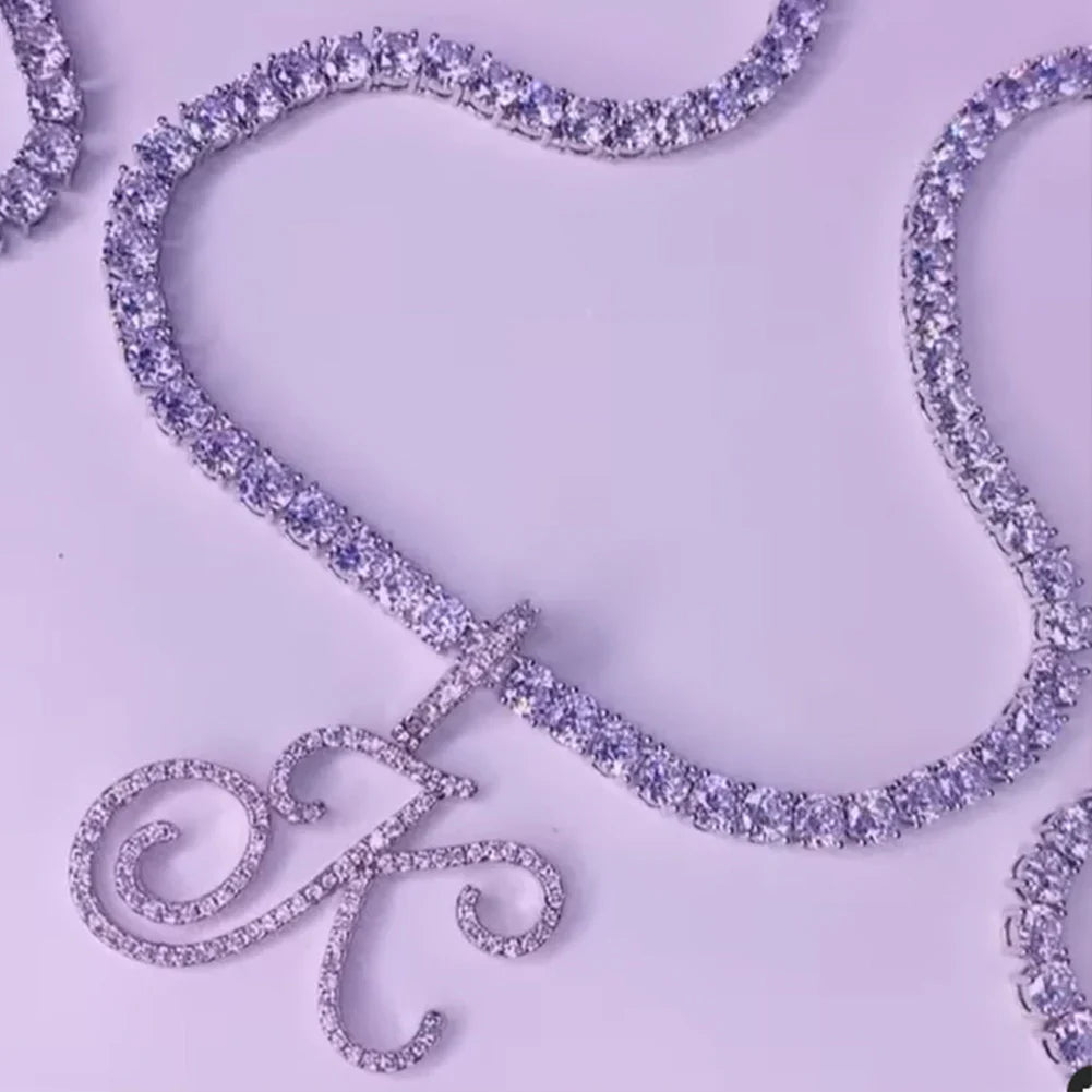 Choker mit Initialen-Anhänger und Strass k