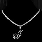 Choker mit Initialen-Anhänger und Strass j