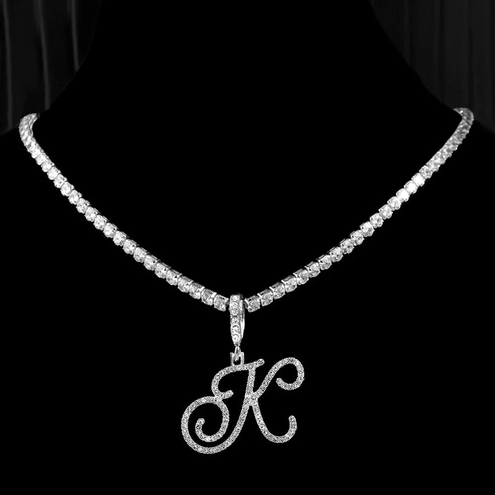 Choker mit Initialen-Anhänger und Strass k