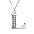 Lange Halskette mit Initialenanhänger l