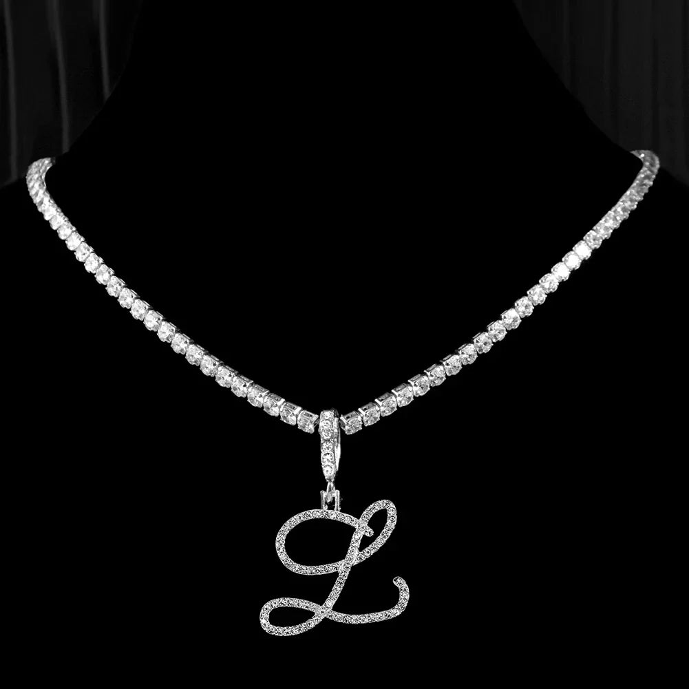 Choker mit Initialen-Anhänger und Strass l