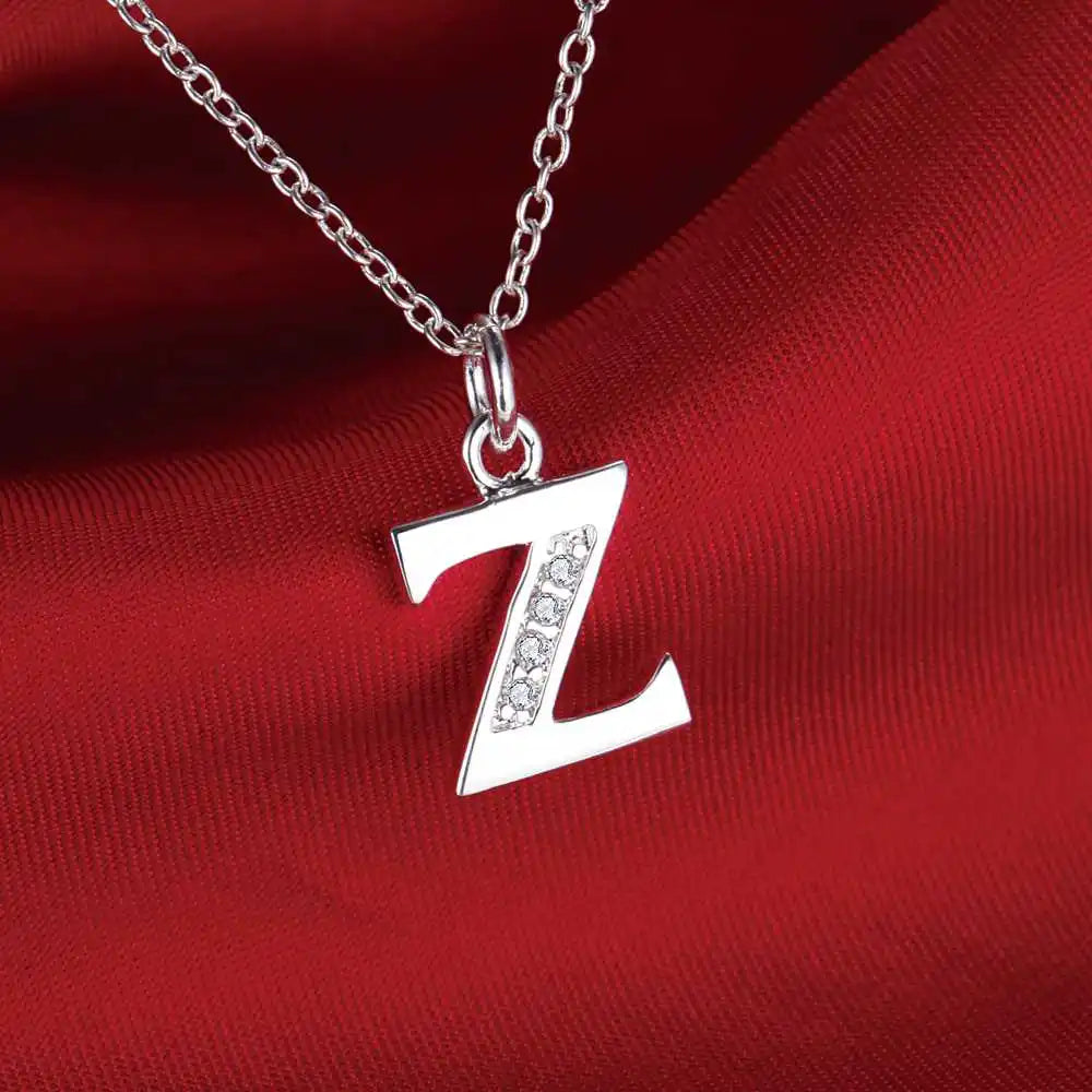Lange Halskette mit Initialenanhänger z