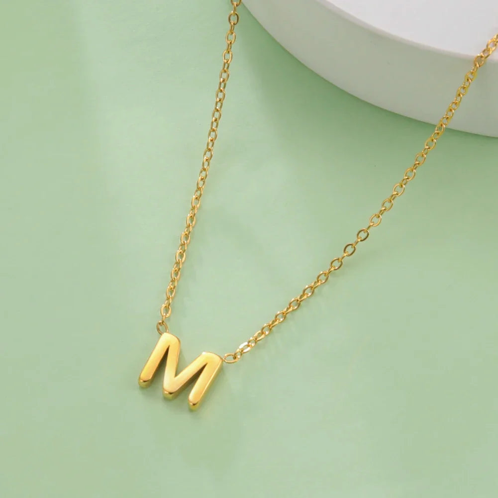 Halskette mit Initialenanhänger - Buchstabe 