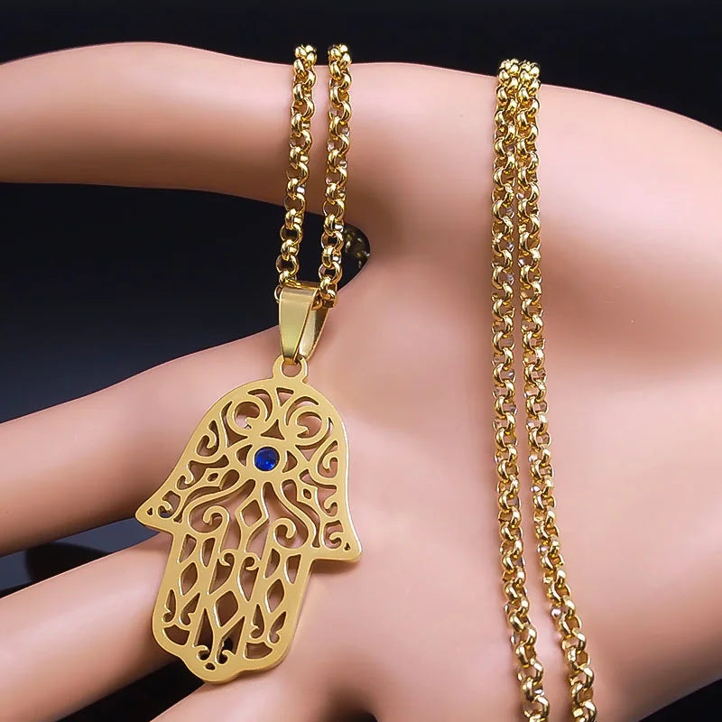 Halskette mit Anhänger zum Schutz vor dem bösen <span data-glossary-id="oeil">Auge</span> und arabischer muslimischer Fatma-Hand in Gold