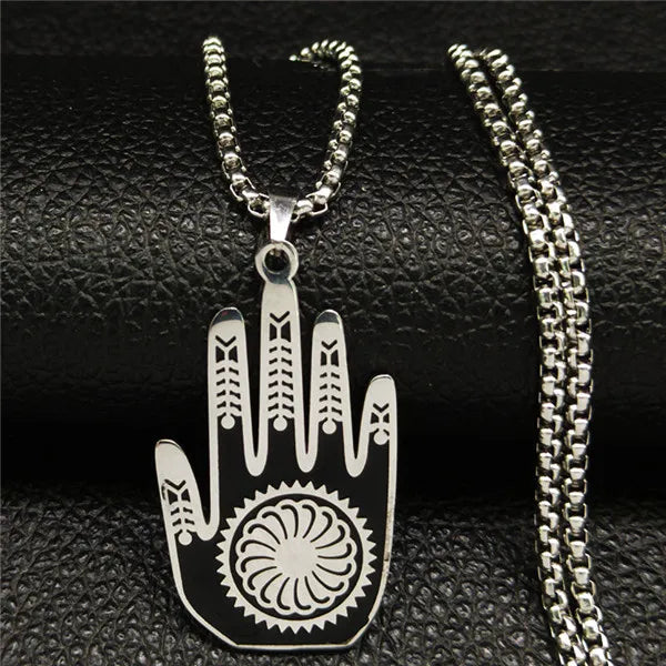 Halskette mit Anhänger Hand der Fatima, Symbol des Jainismus