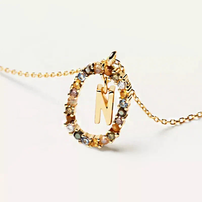 Halskette mit ovalem Initial-Anhänger n