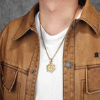 Halskette mit Sternzeichen-Anhänger