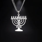Halskette mit symbolischem jüdischem Menora-Anhänger