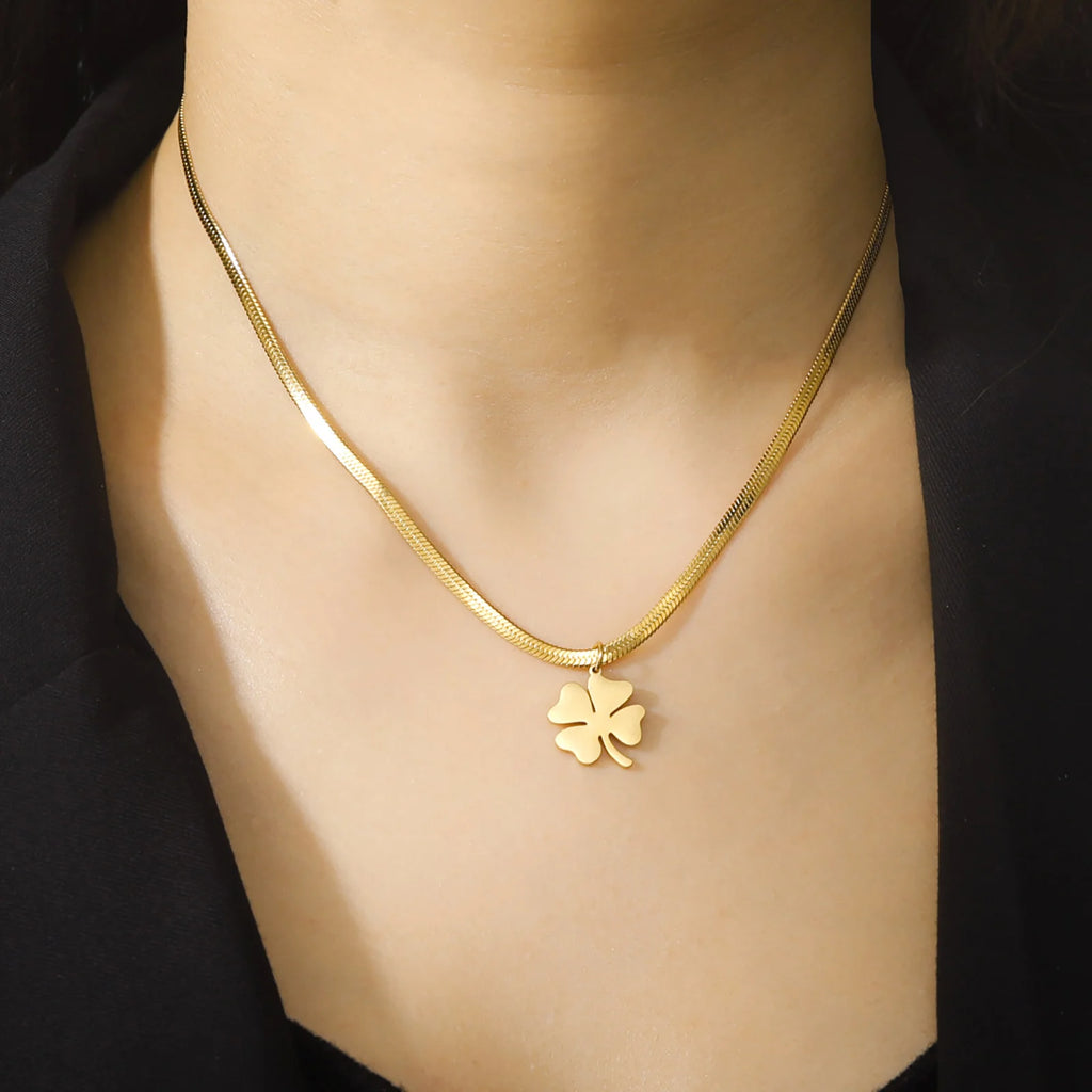Halskette mit Kleeblatt-Anhänger mit 4 Blättern Glücksbringer gold