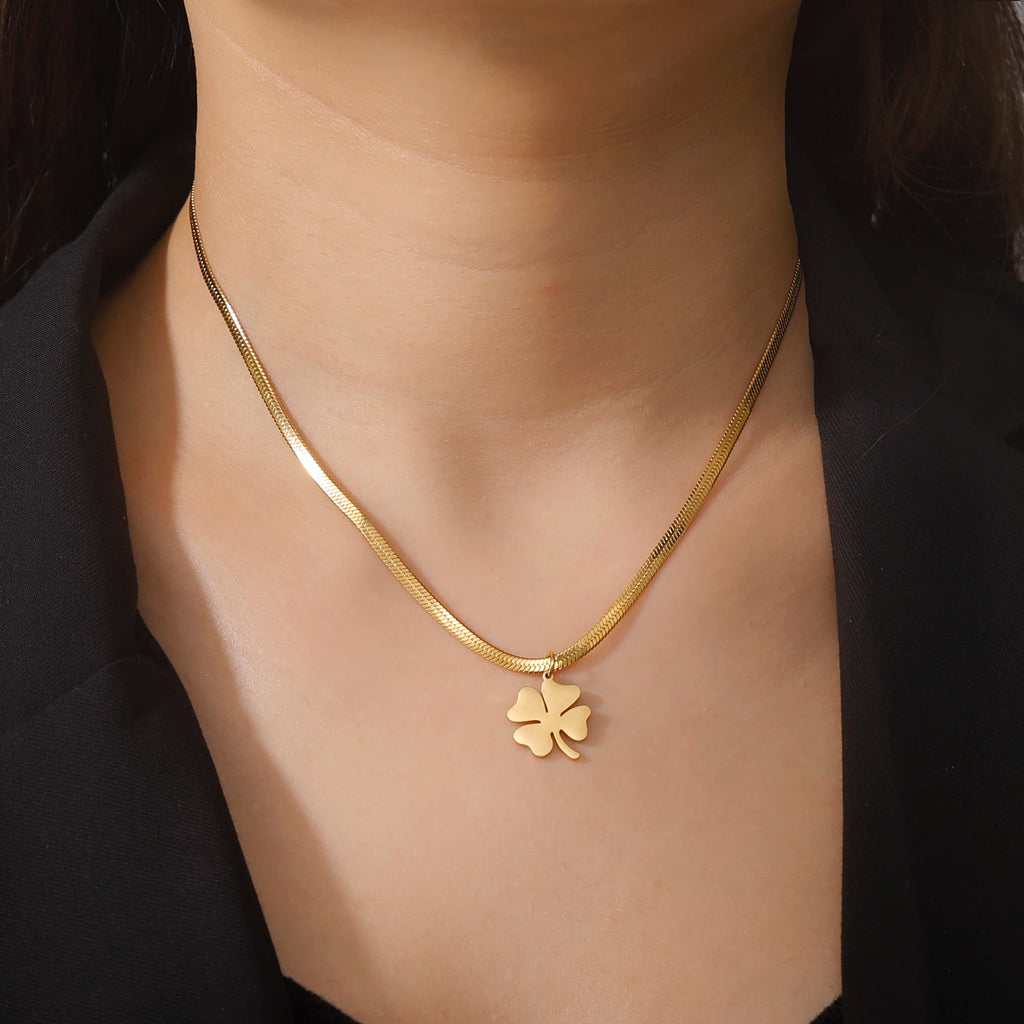 Halskette mit Kleeblatt-Anhänger mit 4 Blättern Glücksbringer gold