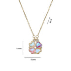 Halskette mit Anhängern Herzen und vierblättrigem Kleeblatt