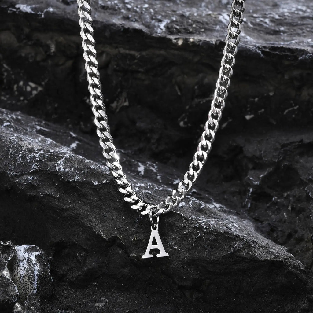 Herrenhalskette mit personalisiertem Initial-Anhänger a