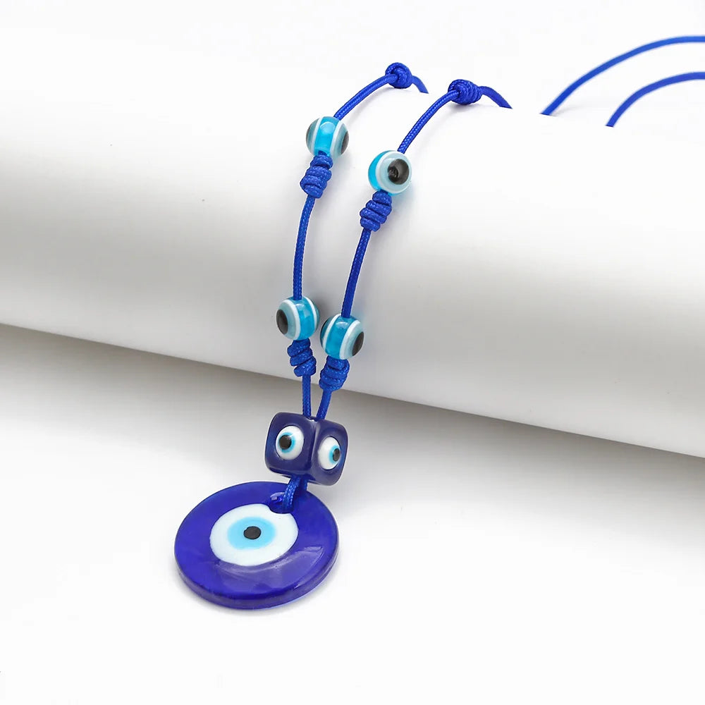 Kordelkette mit großem blauem Augenanhänger