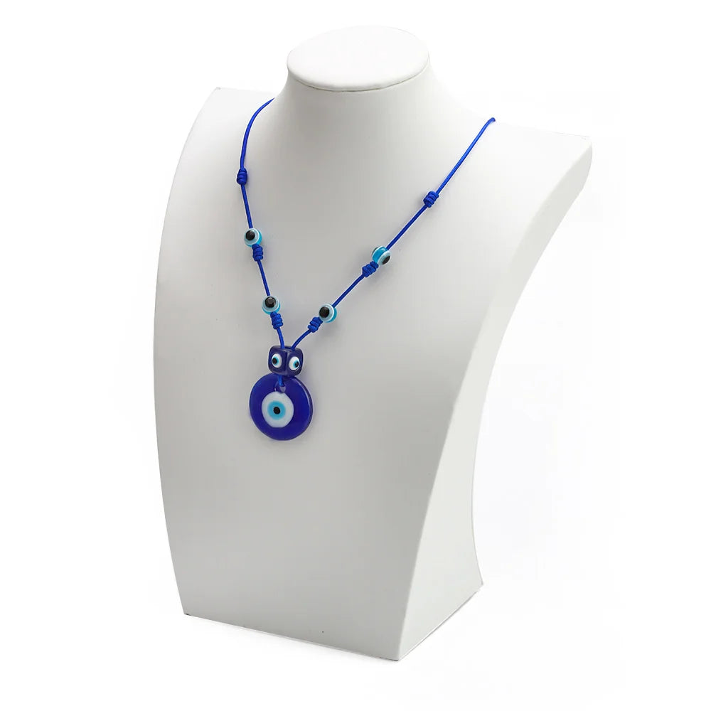 Kordelkette mit großem blauem Augenanhänger