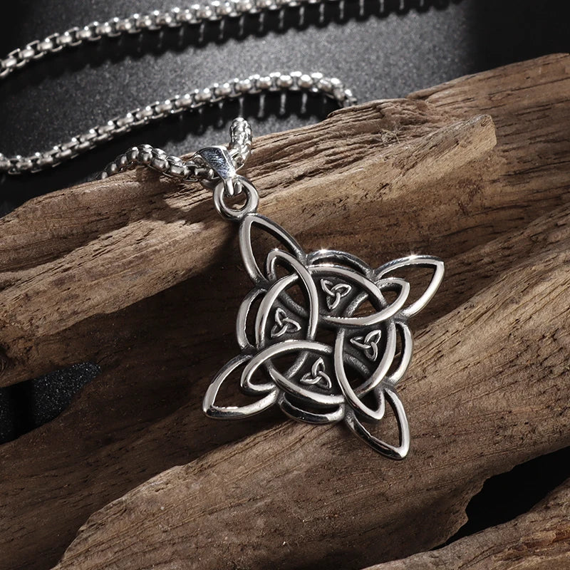 Schutzkette Hexenknoten Wicca Anhänger
