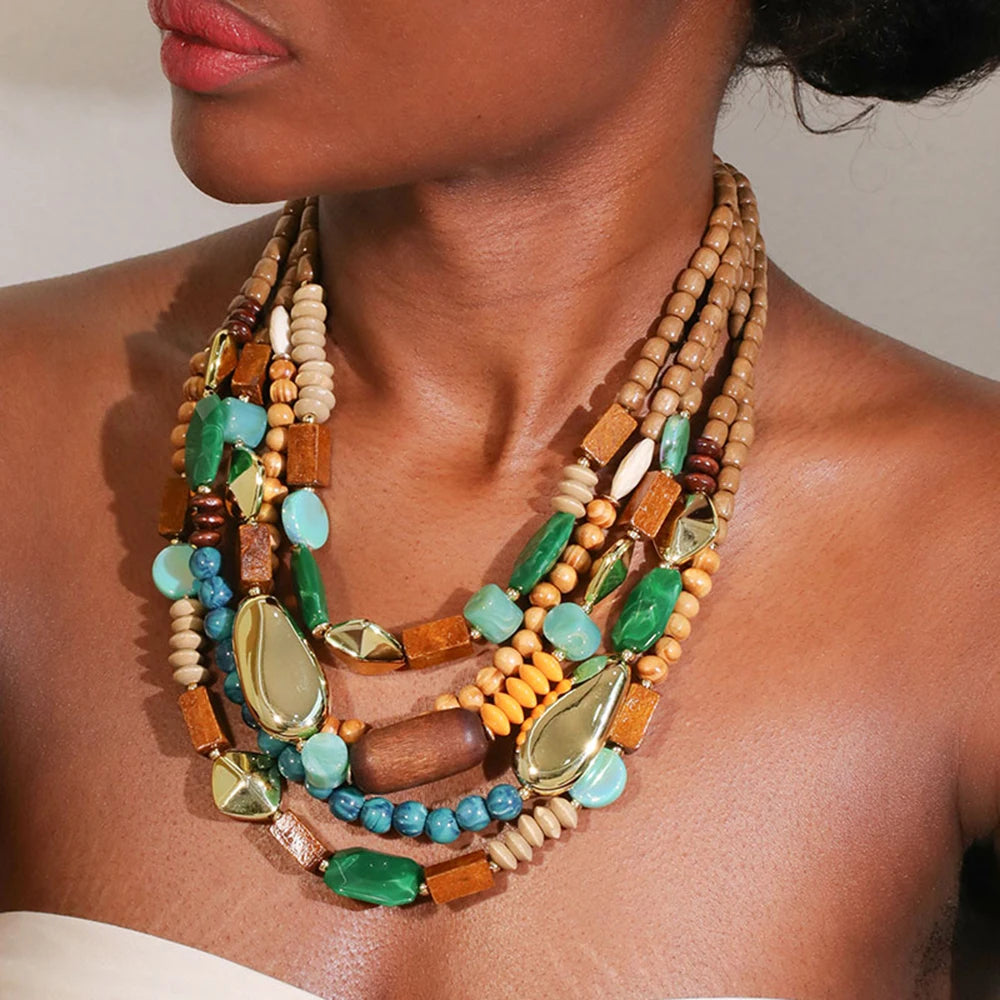 Perlen- und Holzanhänger Halskette grün