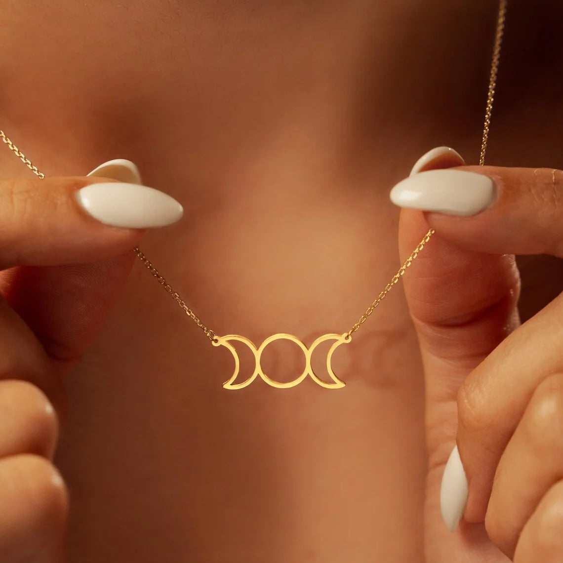 Halskette Anhänger Frau Dreifachmond Hexerei Wicca