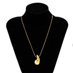 Asymmetrische Wassertropfen-Anhänger-Halskette Gold