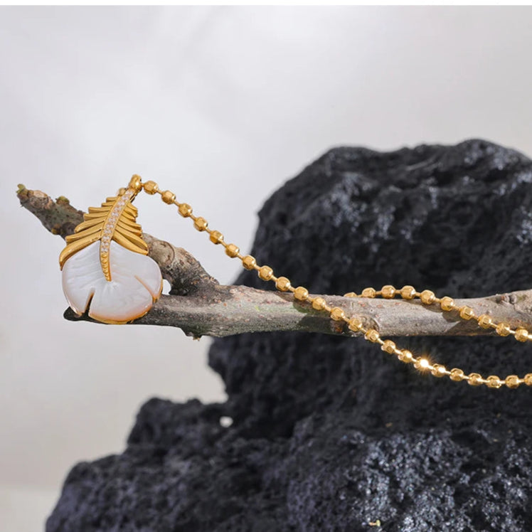 Federanhänger Halskette mit Zirkonia