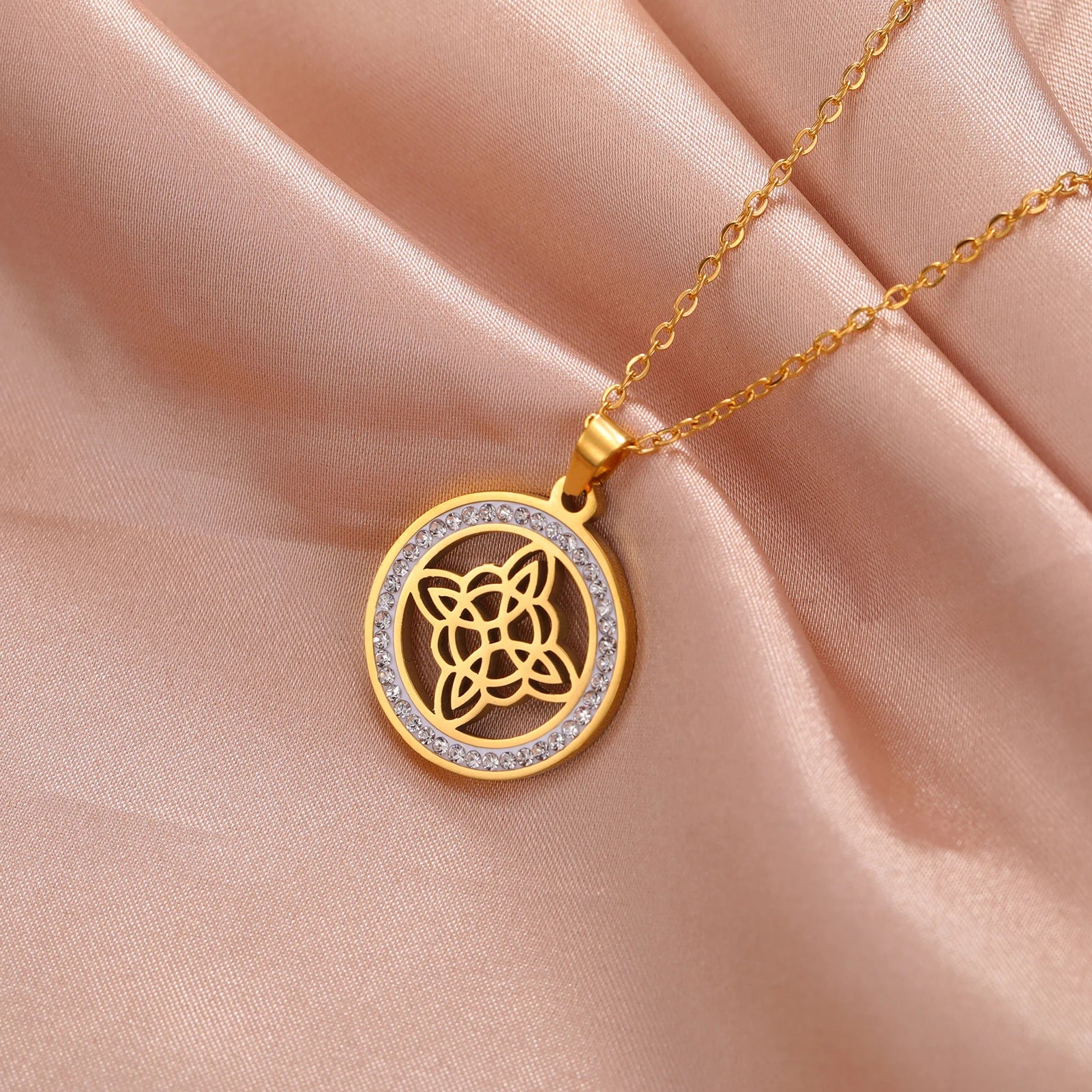 Wicca-Kettenanhänger Hexenknoten Schutzamulett für Frauen Gold