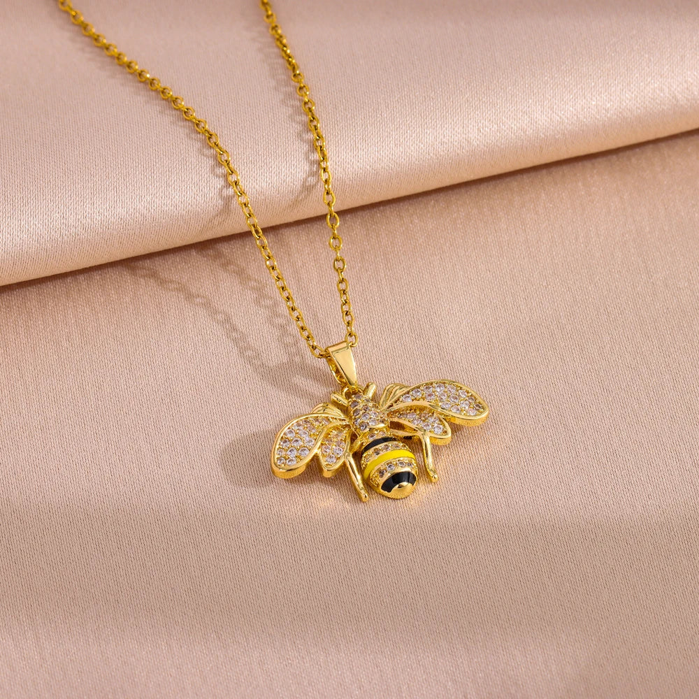 Damenhalskette mit Bienenanhänger