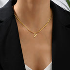 Damen-Choker-Halskette mit Initialen-Anhänger