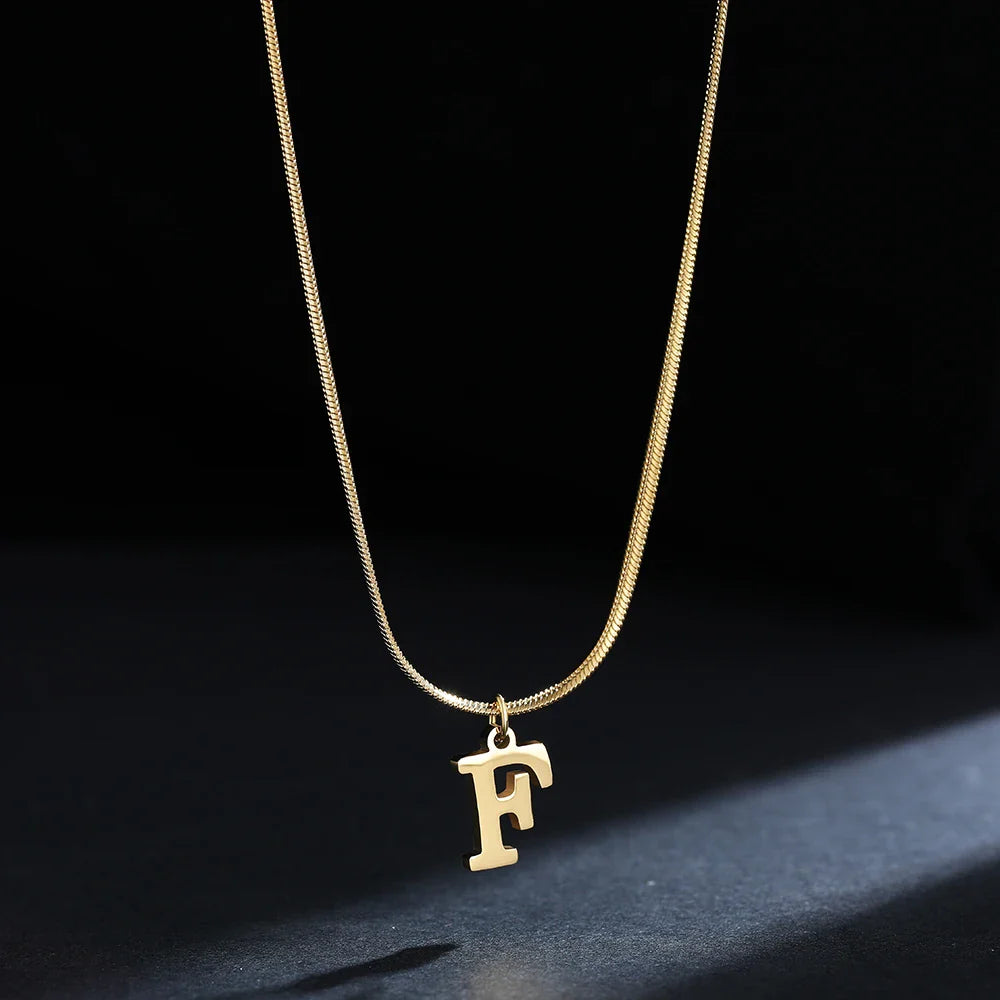 Damen-Choker-Halskette mit Initialen-Anhänger f