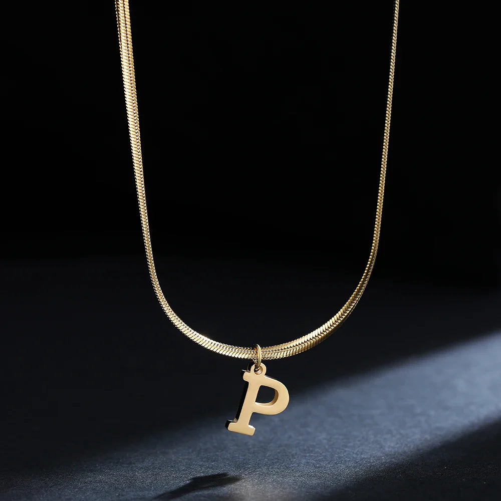 Damen-Choker-Halskette mit Initialen-Anhänger p