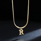 Damen-Choker-Halskette mit Initialen-Anhänger r