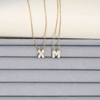 Damen-Choker mit minimalistischem Anhänger Initiale