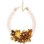 Ethno-Choker mit hübschem Anhänger