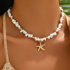 Weiße Choker-Halskette mit Muschel und Seestern, große Perlen