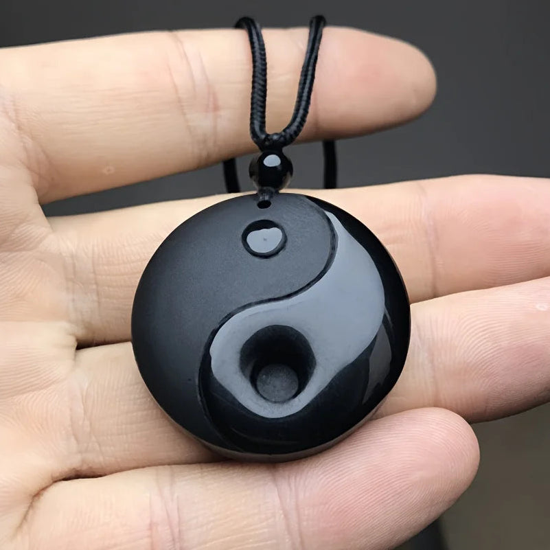 Geflochtene Halskette mit Anhänger aus schwarzem Obsidian-Stein Yin Yang