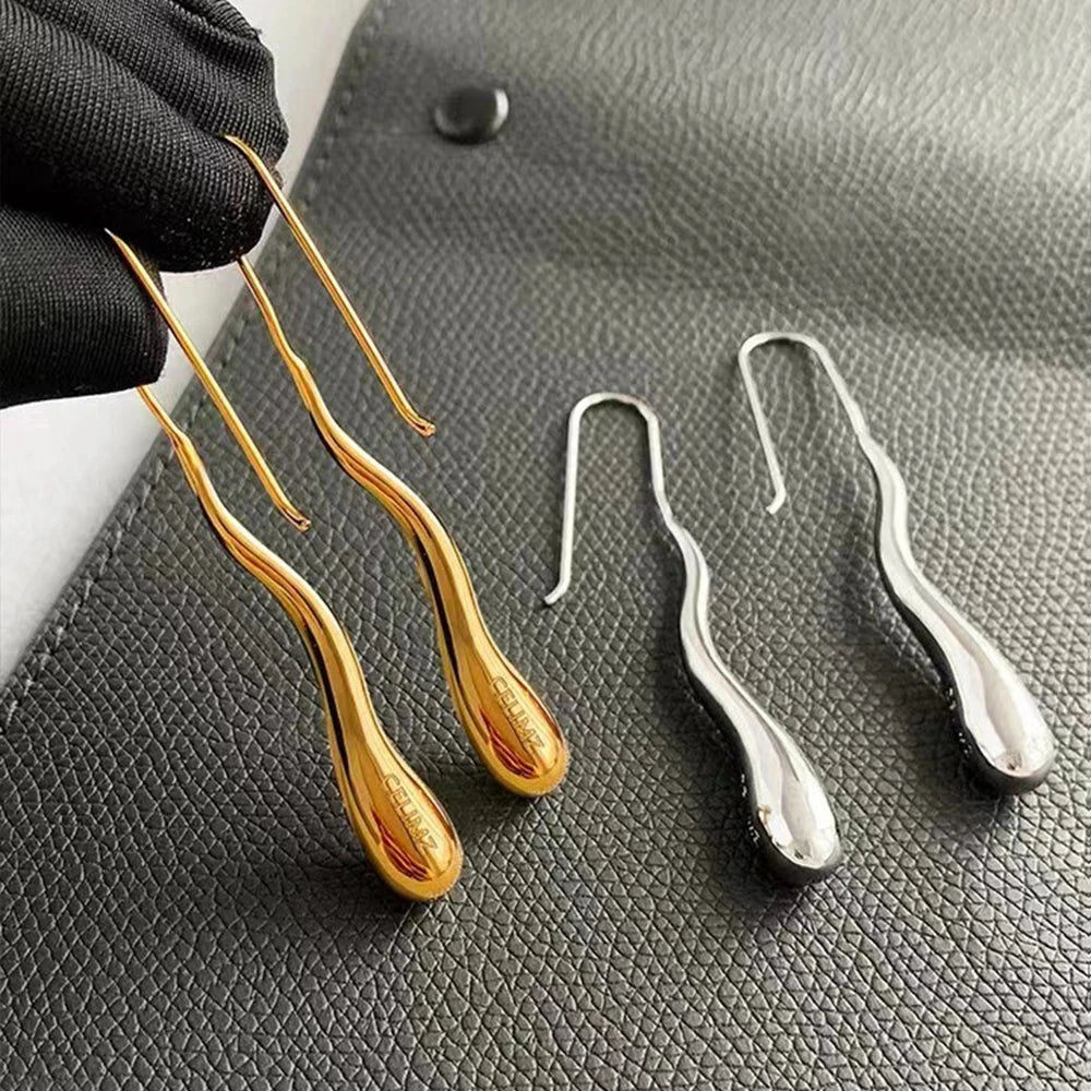 Elegante hängende Ohrringe feiner Wassertropfen Gold