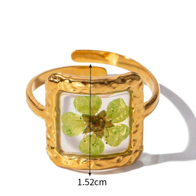 Großer Ring Blumenring im transparenten Rahmen