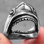 Großer Haifischkopf-Ring